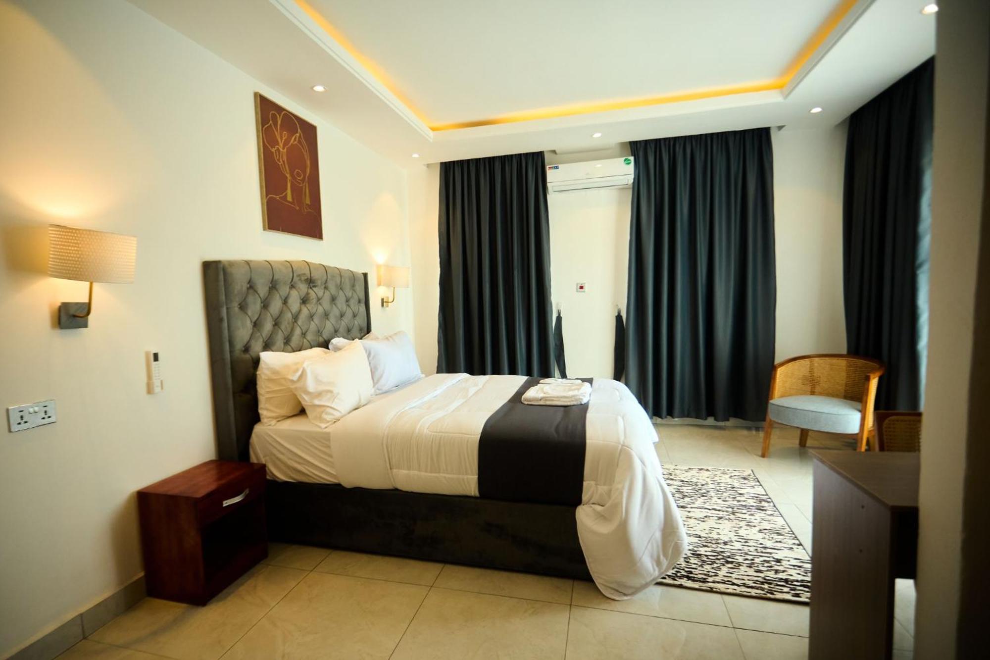 Aiden Homes And Apartments Koforidua Exterior foto